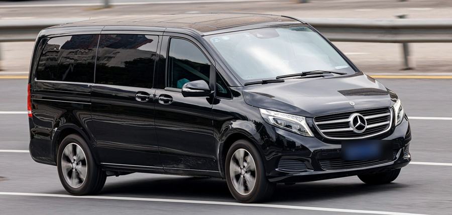 Cape Noir Mercedes-Benz V-Class for private Cape Town journeys